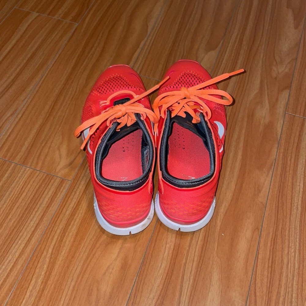 Nike Free 5.0 Size 8 - Picture 3 of 3